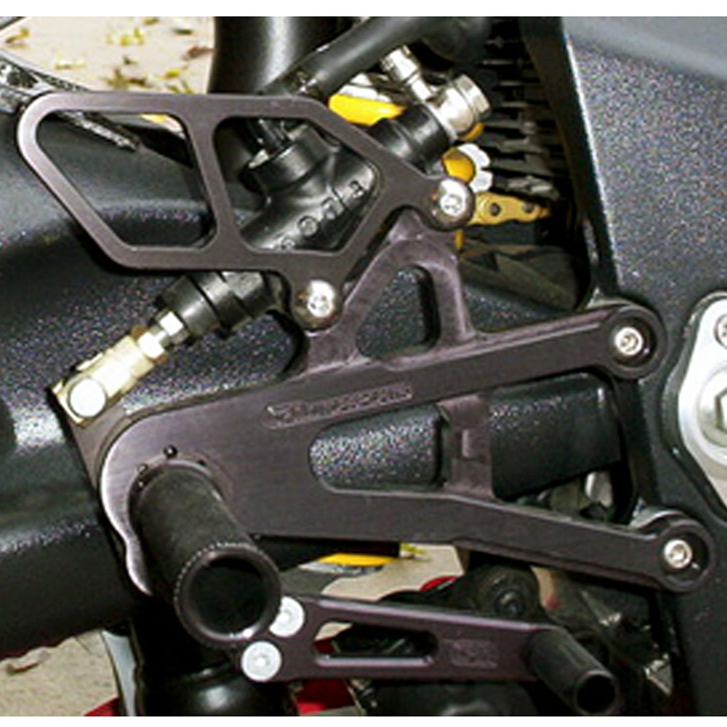 05-0500B Triumph Daytona 675 2006-12 Daytona 675R 2011-12 Complete Rearset Kit w/ Pedals - STD Shift - Woodcraft Technologies