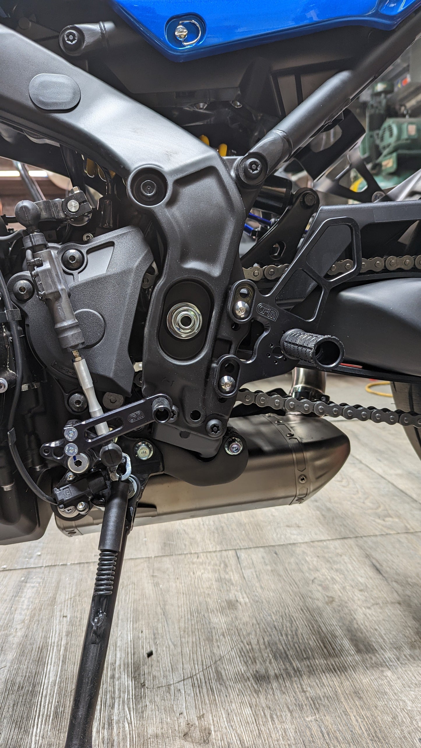 05-0429B Yamaha XSR900 Rearset Kit, Complete W/Pedals