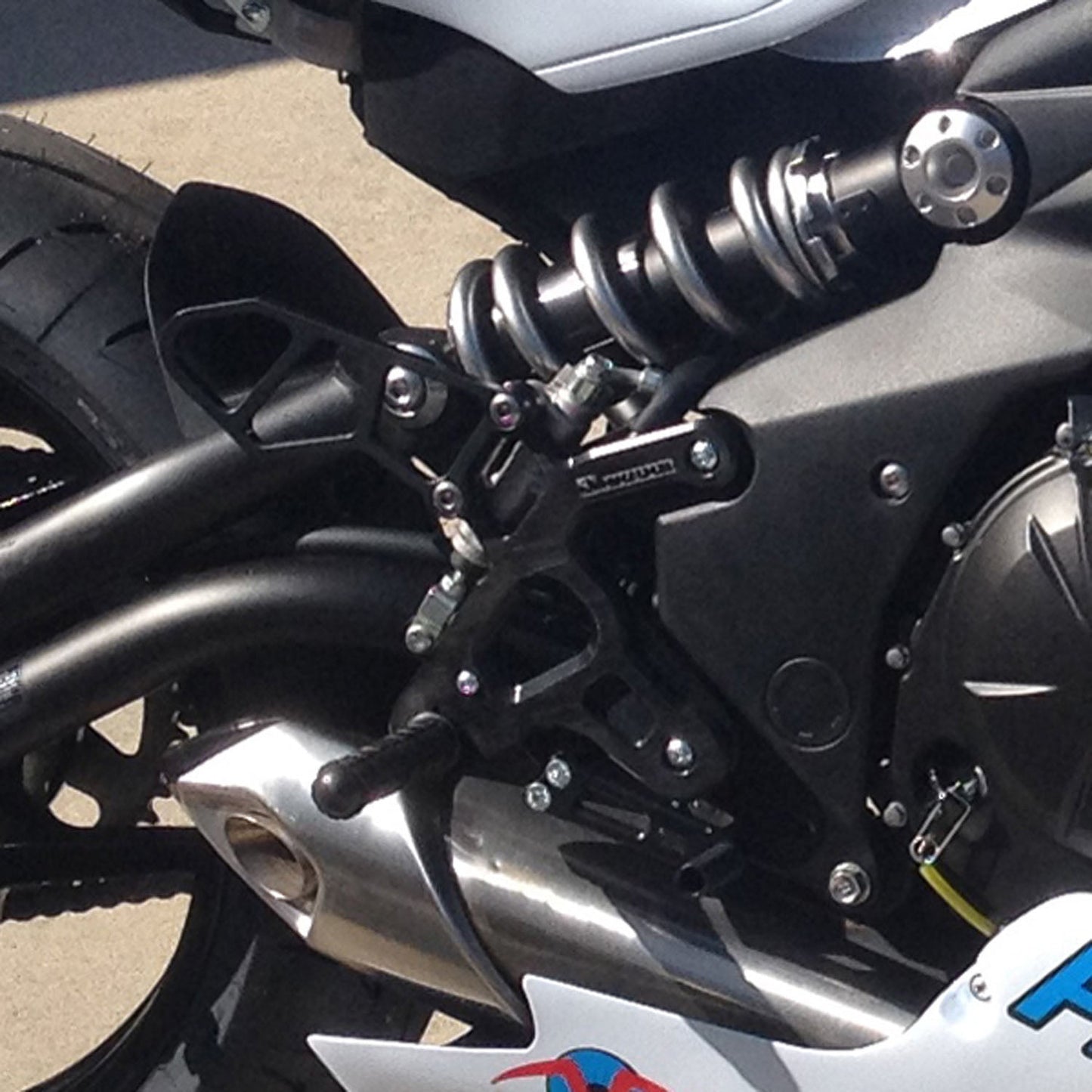 05-0125B Kawasaki Ninja 650 2012-16 Rearset Kit Complete Rearset Kit w/ Pedals - STD/GP Shift - Woodcraft Technologies