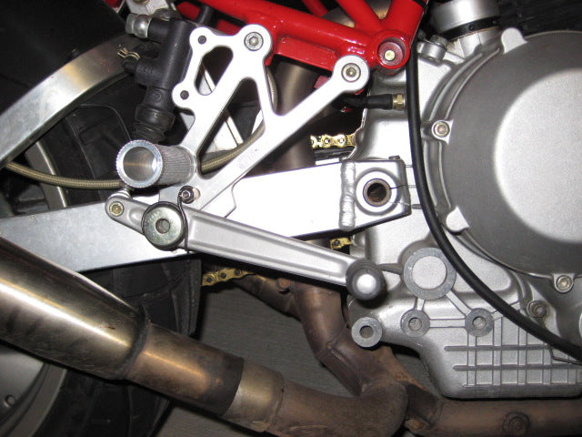 05-0600B Ducati SS750 1991-98 SS900 1991-98 Complete Rearset Kit w/ Pedals - STD/GP Shift - Woodcraft Technologies