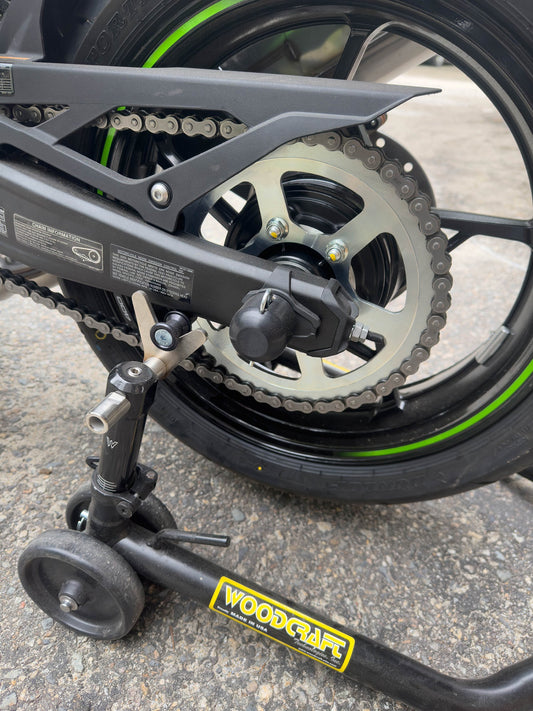 45-0137R Kawasaki ZX4RR Rear Axle Slider Kit
